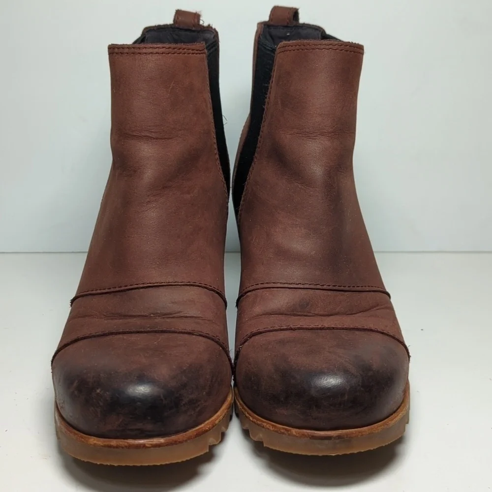 Sorel Lea hidden wedge Chelsea leather ankle boots womans size 8 EU 39